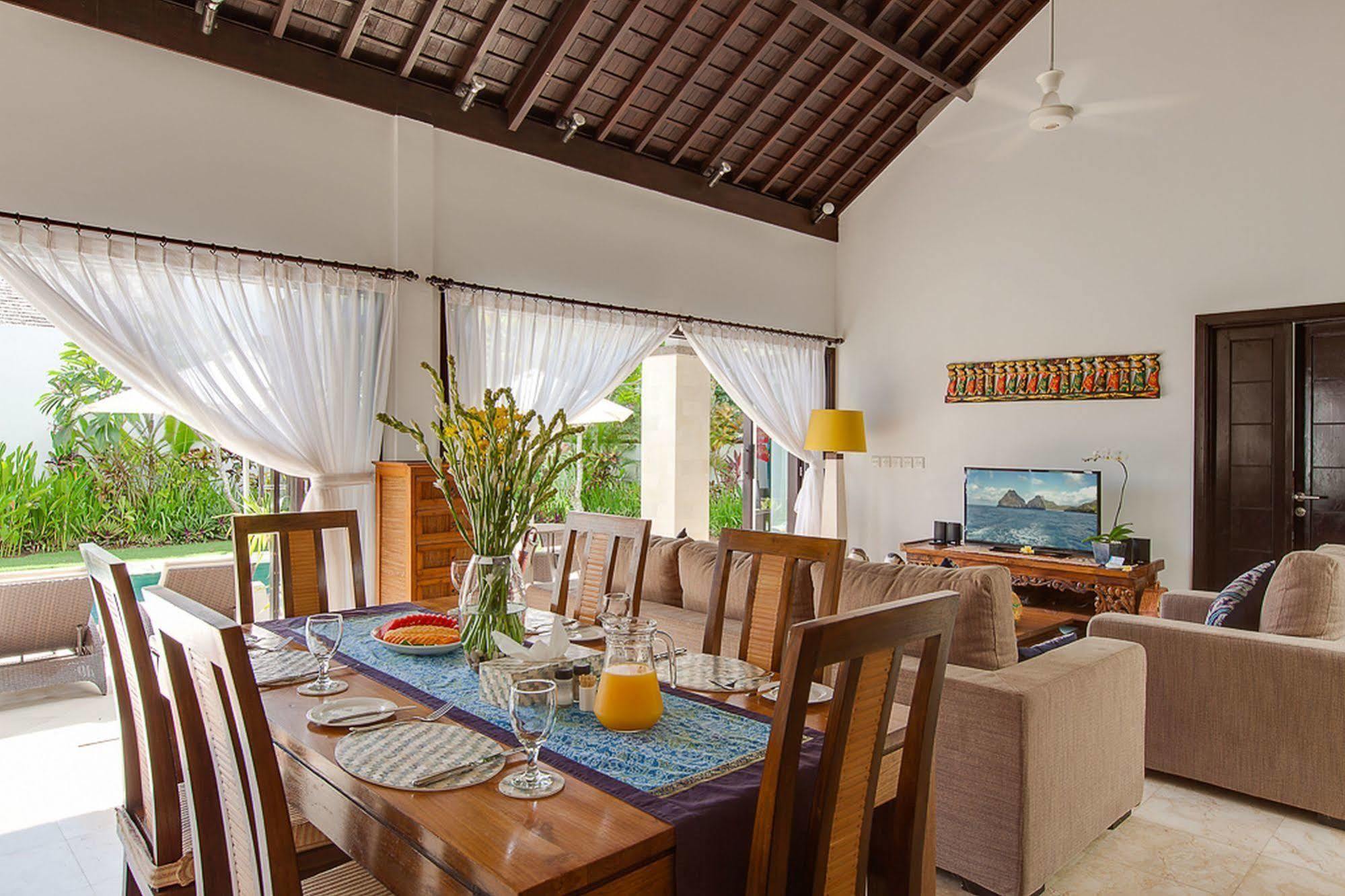 Benoa Bay Villas By Premier Hospitality Asia Nusa Dua  Exterior photo