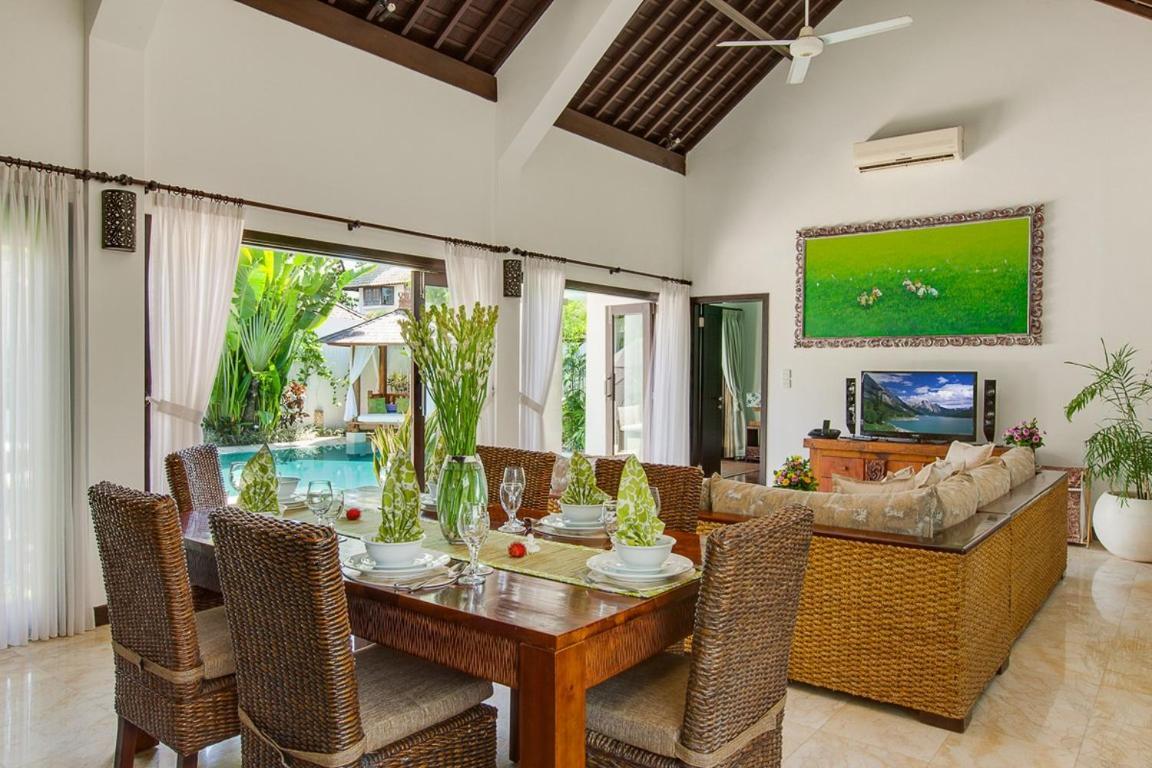 Benoa Bay Villas By Premier Hospitality Asia Nusa Dua  Exterior photo